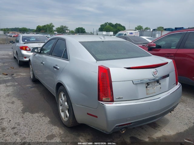 Cadillac CTS Standard