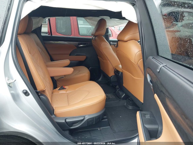 Toyota Highlander Platinum
