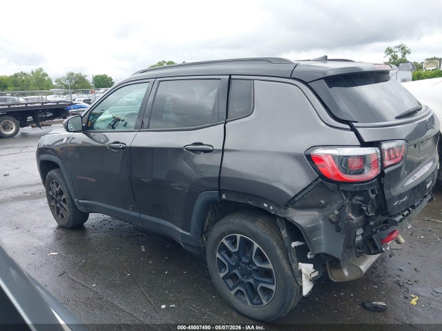 Jeep Compass Trailhawk 4x4