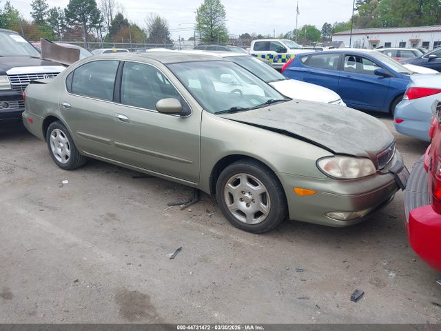 Salvage INFINITI I30 Image