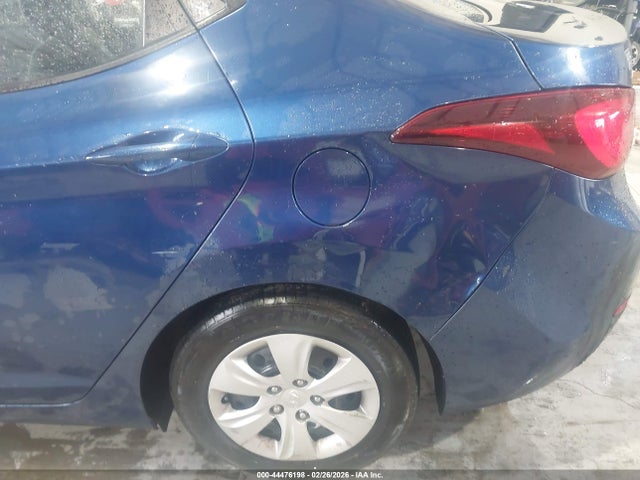 Hyundai ELANTRA Se