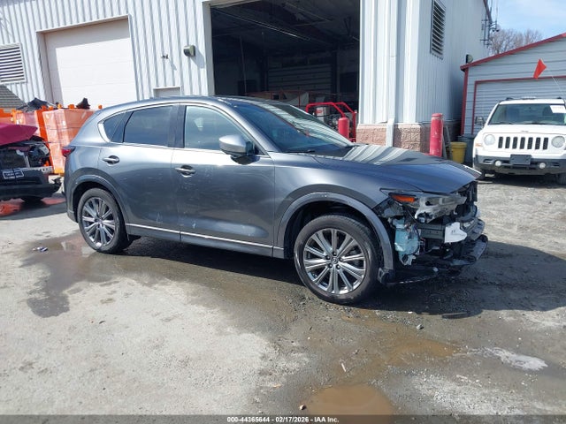 Salvage Mazda Cx Image