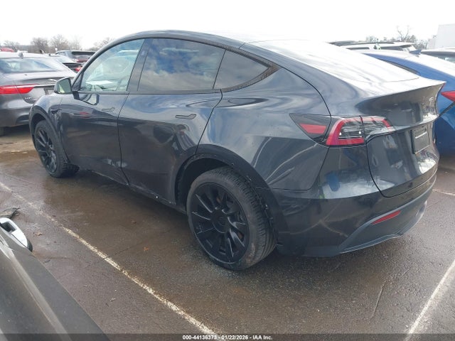 Tesla Model Y Long Range Dual Motor All-wheel Drive