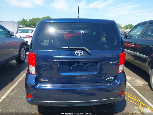 Scion xB