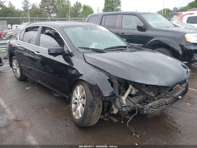 Salvage Honda Accord Image
