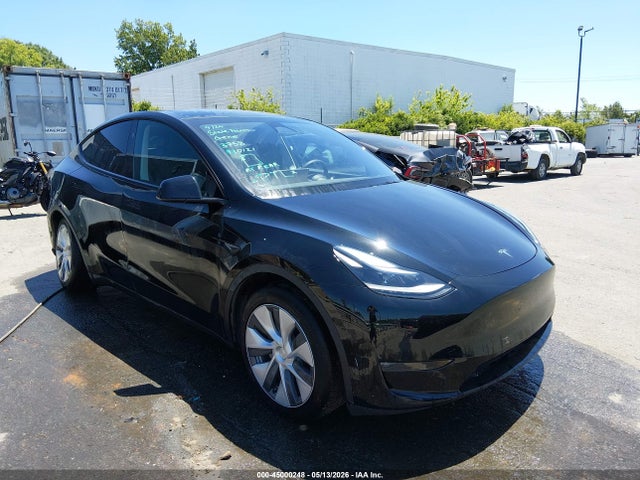 Salvage Tesla Model Y Image