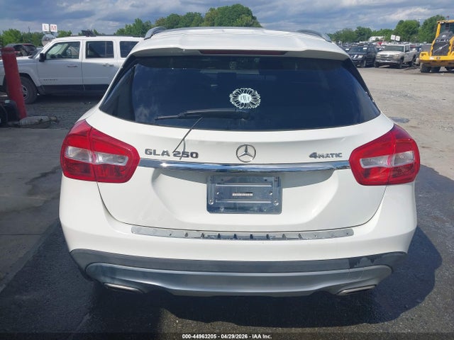Mercedes-Benz GLA 4matic