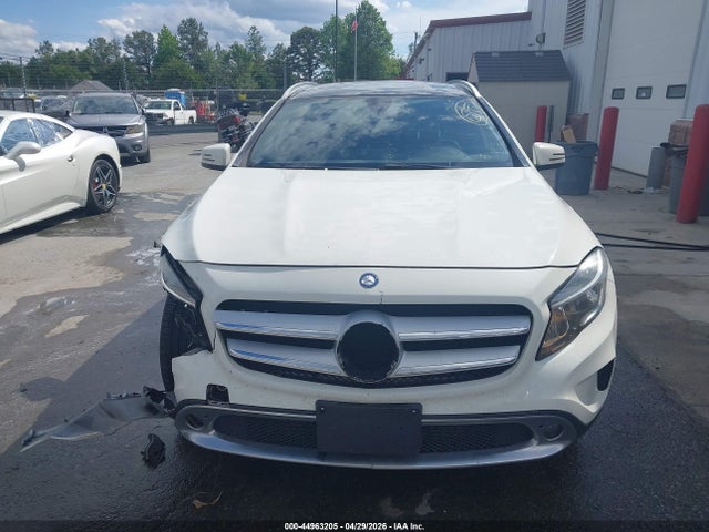 Mercedes-Benz GLA 4matic