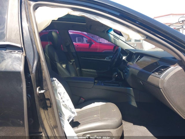 Hyundai Genesis 3.8