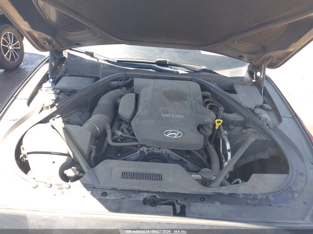Hyundai Genesis 3.8
