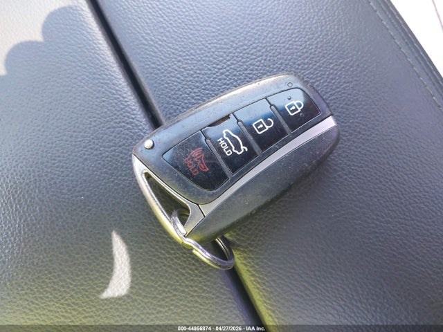 Hyundai Genesis 3.8