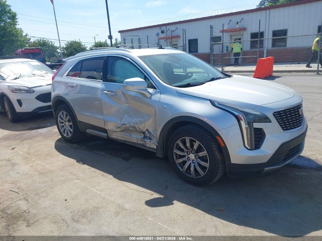 Salvage Cadillac XT4 Image
