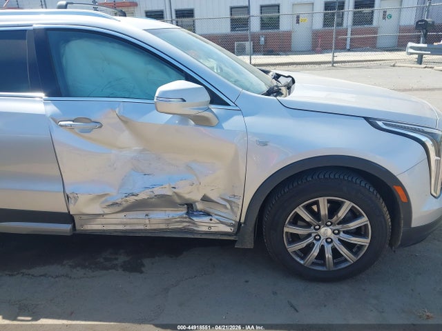 Cadillac XT4 Fwd Premium Luxury