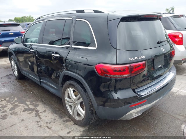 Mercedes-Benz GLB 4matic