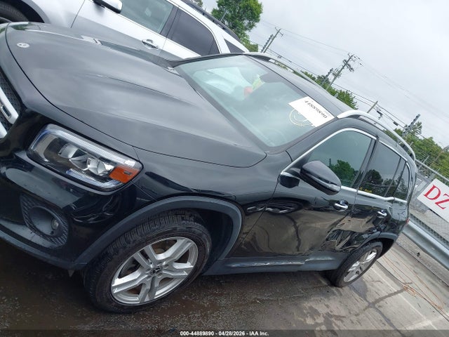 Mercedes-Benz GLB 4matic