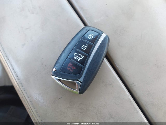 Hyundai Genesis 5.0