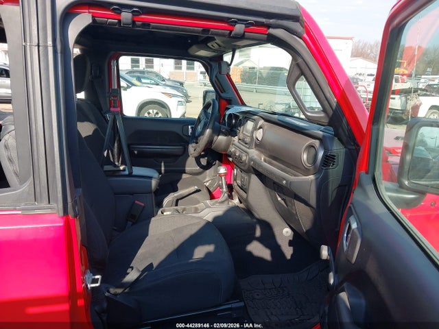 Jeep Wrangler Sport 4x4