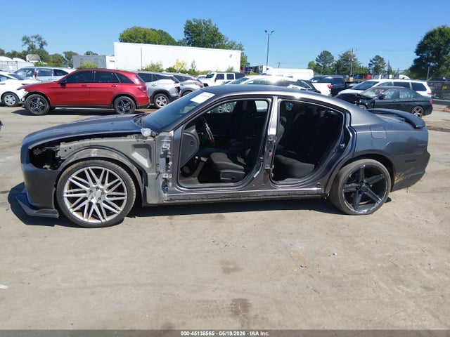 Dodge Charger Se