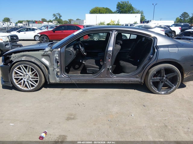 Dodge Charger Se