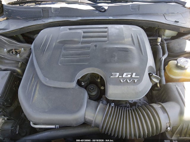 Dodge Charger Se