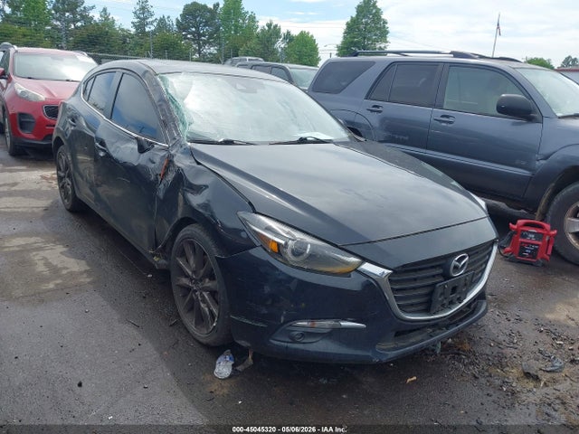 Salvage Mazda Mazda3 Image