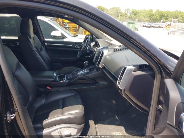 Porsche Cayenne Platinum Edition