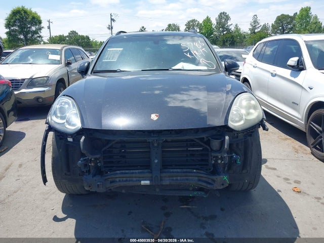 Porsche Cayenne Platinum Edition