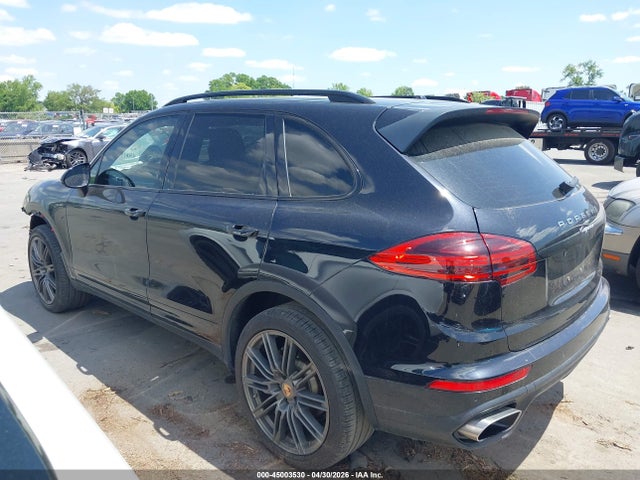 Porsche Cayenne Platinum Edition