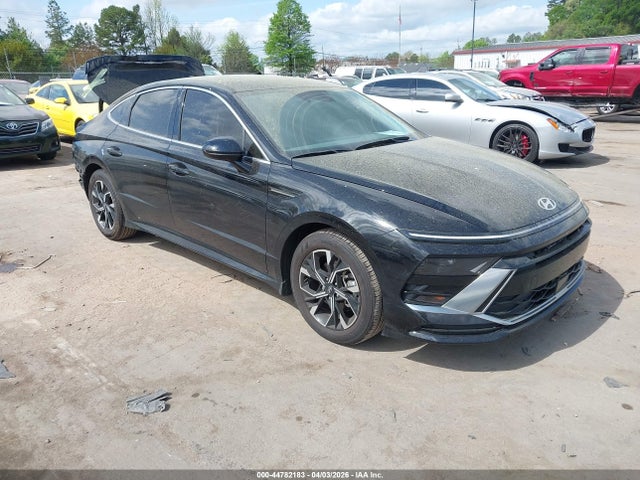 Salvage Hyundai SONATA Image