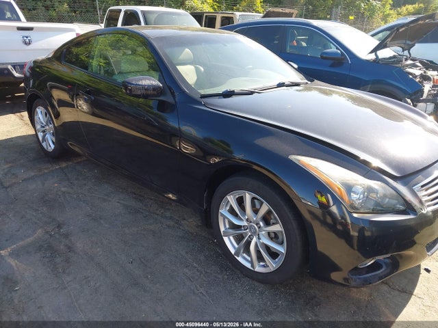 Salvage INFINITI G37x Image