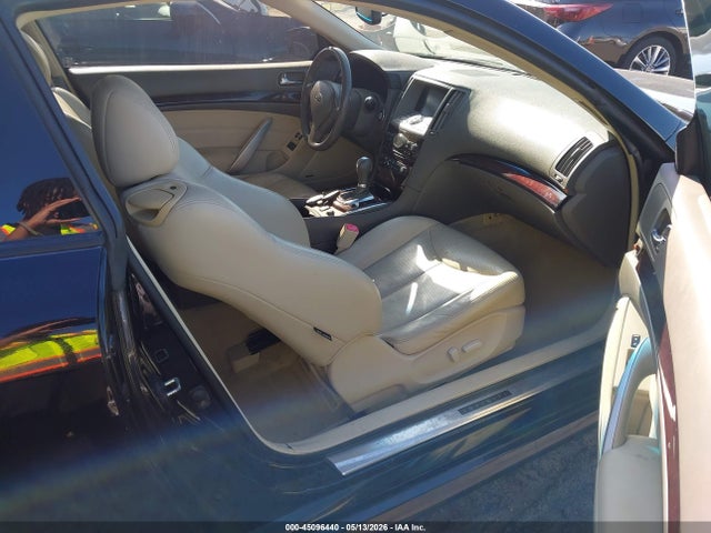 INFINITI G37x