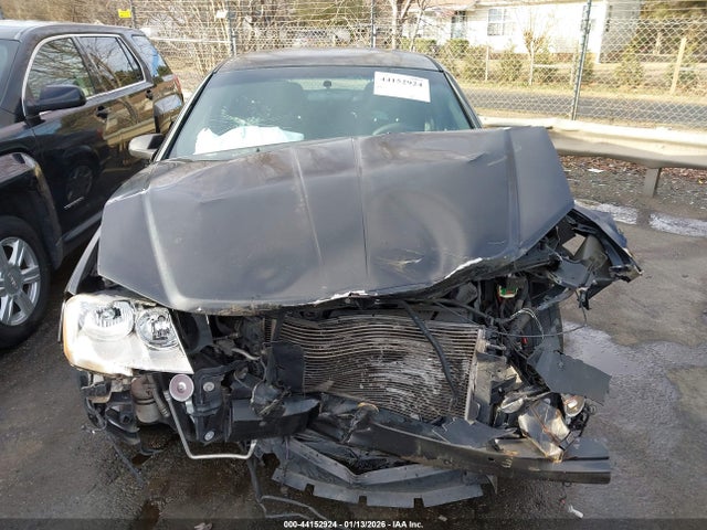 Dodge Avenger Se