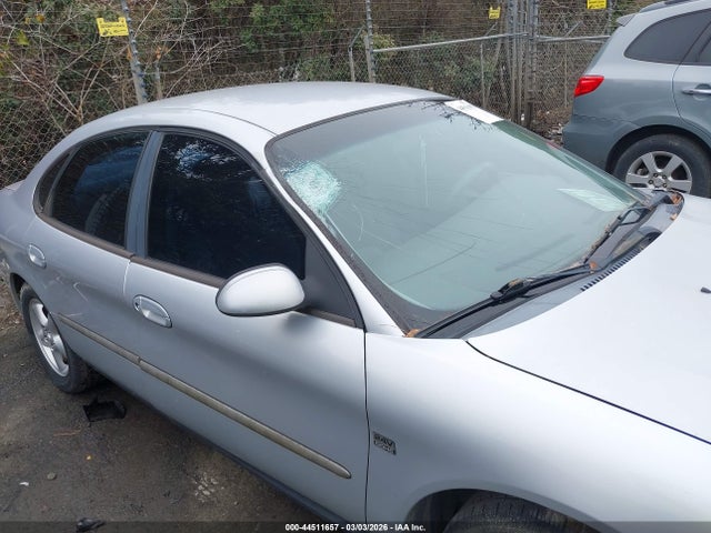 Ford Taurus Ses