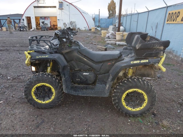 Can-Am Outlander Max