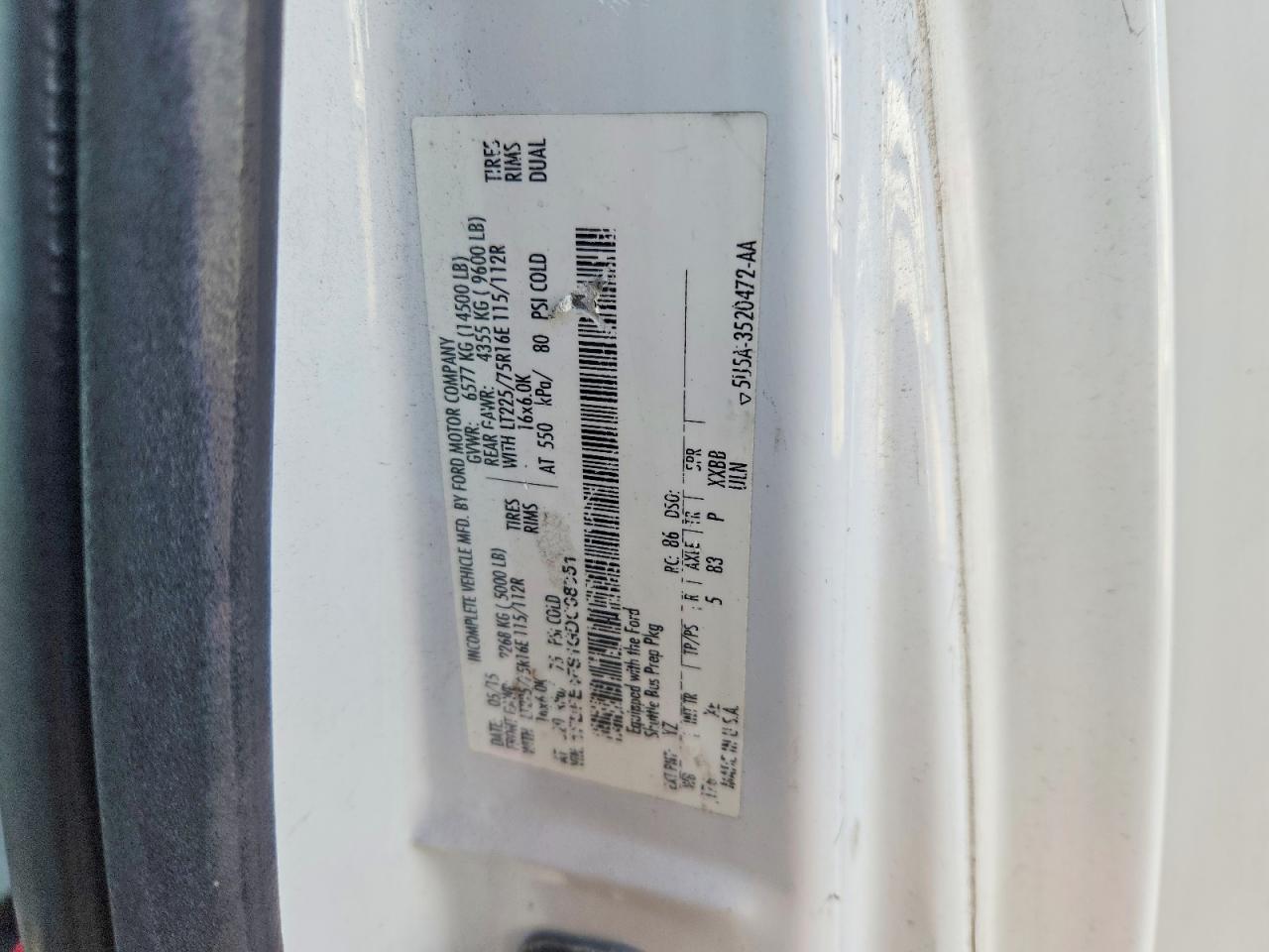 Ford Econoline E450 Super Duty Cutaway Van