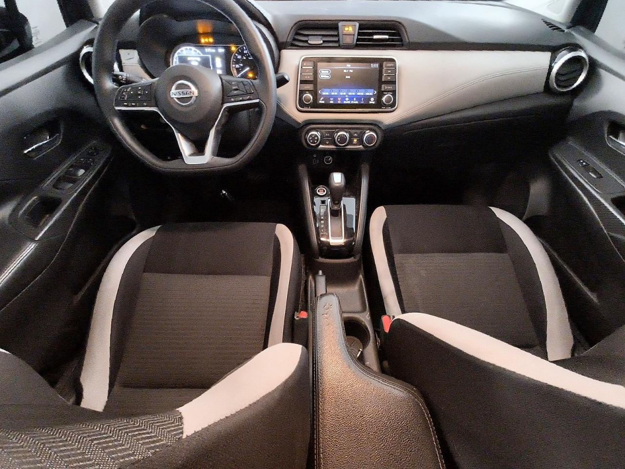 Nissan Versa Sv
