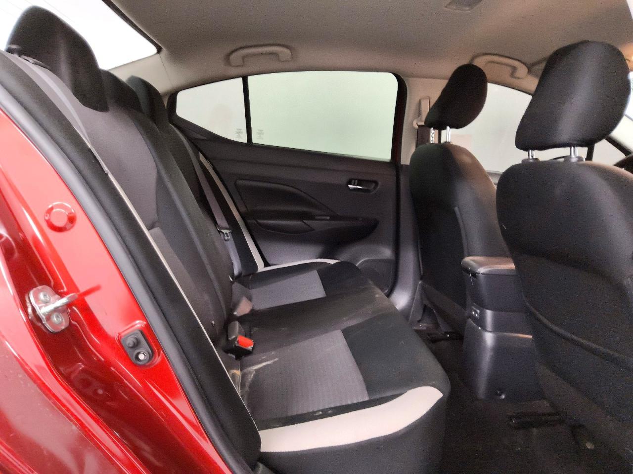 Nissan Versa Sv