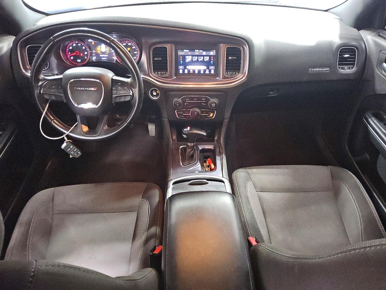Dodge Charger Sxt