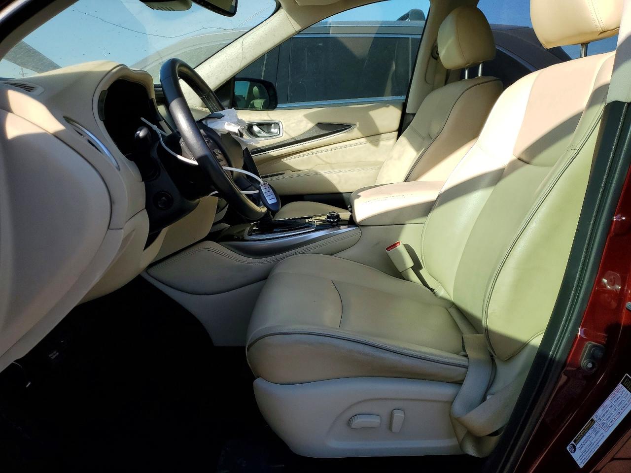 INFINITI Qx Luxe