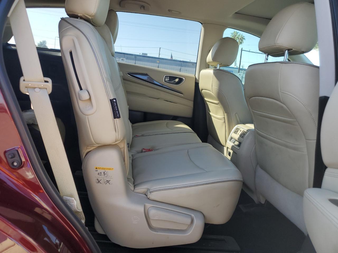 INFINITI Qx Luxe
