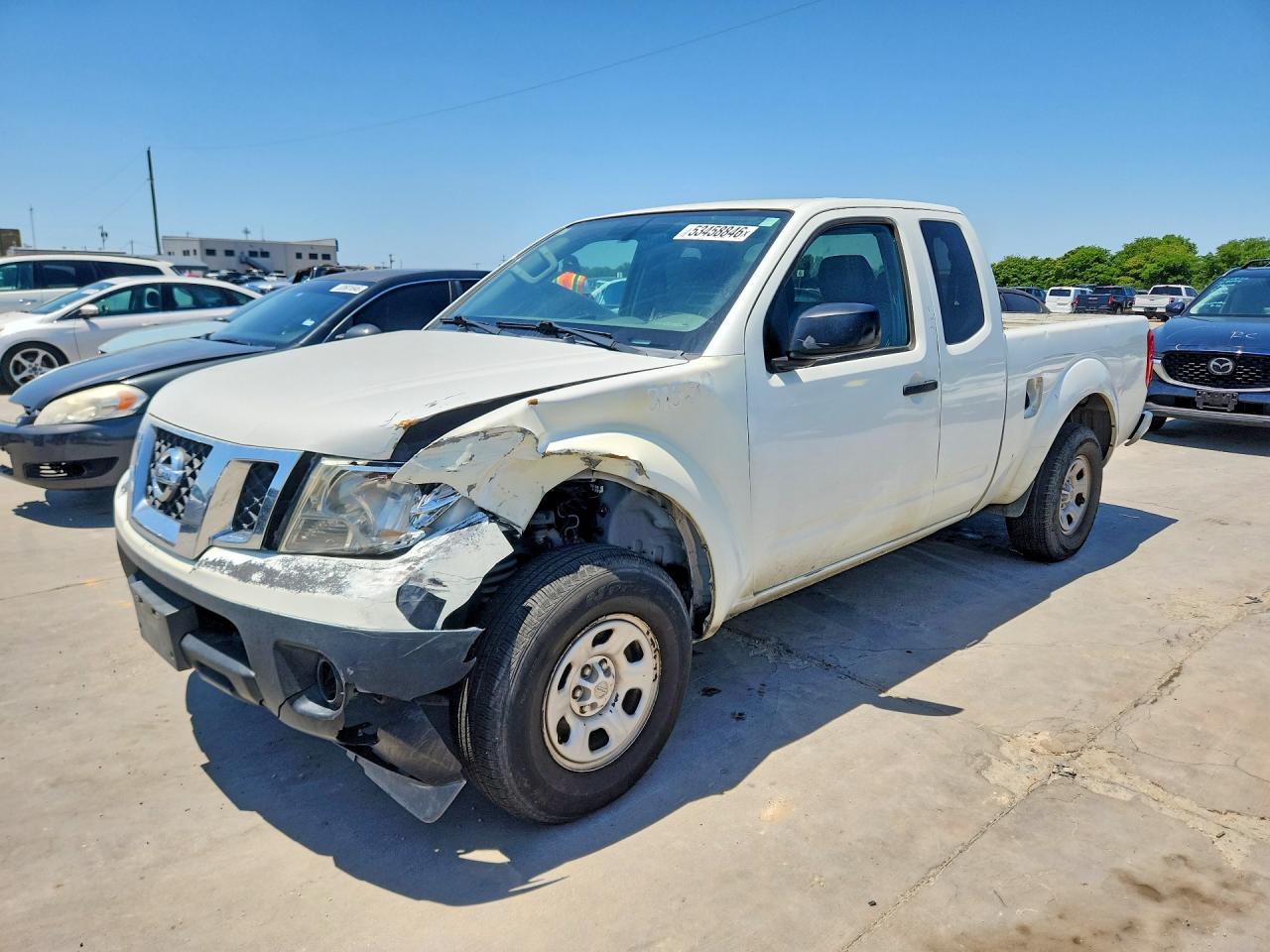 Salvage Nissan Frontier Image