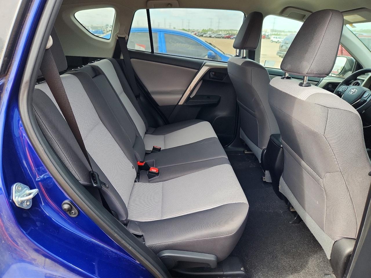 Toyota RAV4 Le