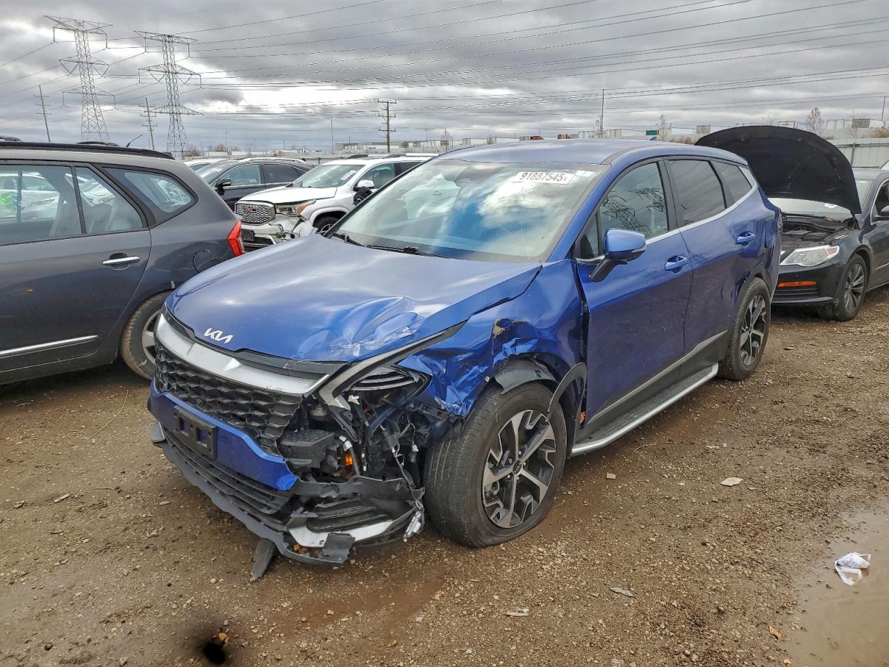 Salvage Kia Sportage Image