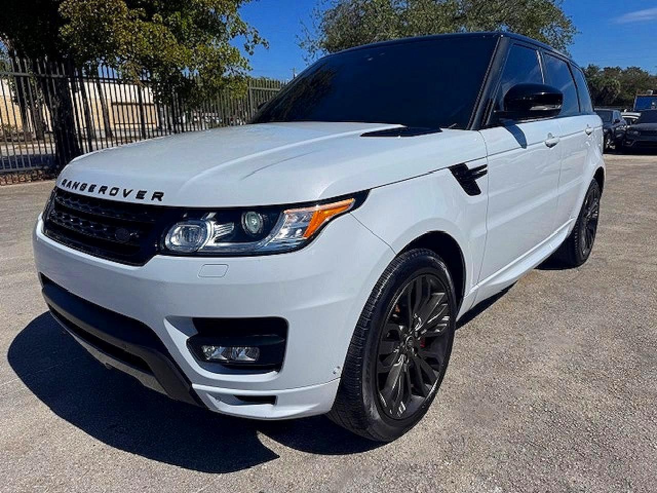 Salvage Land Rover Range Rover Image