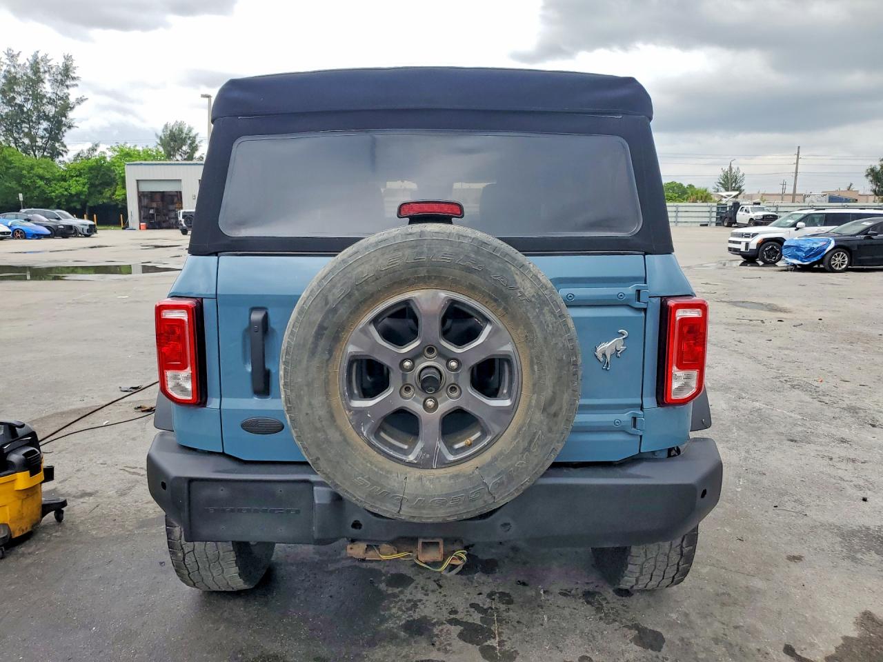 Ford Bronco Base