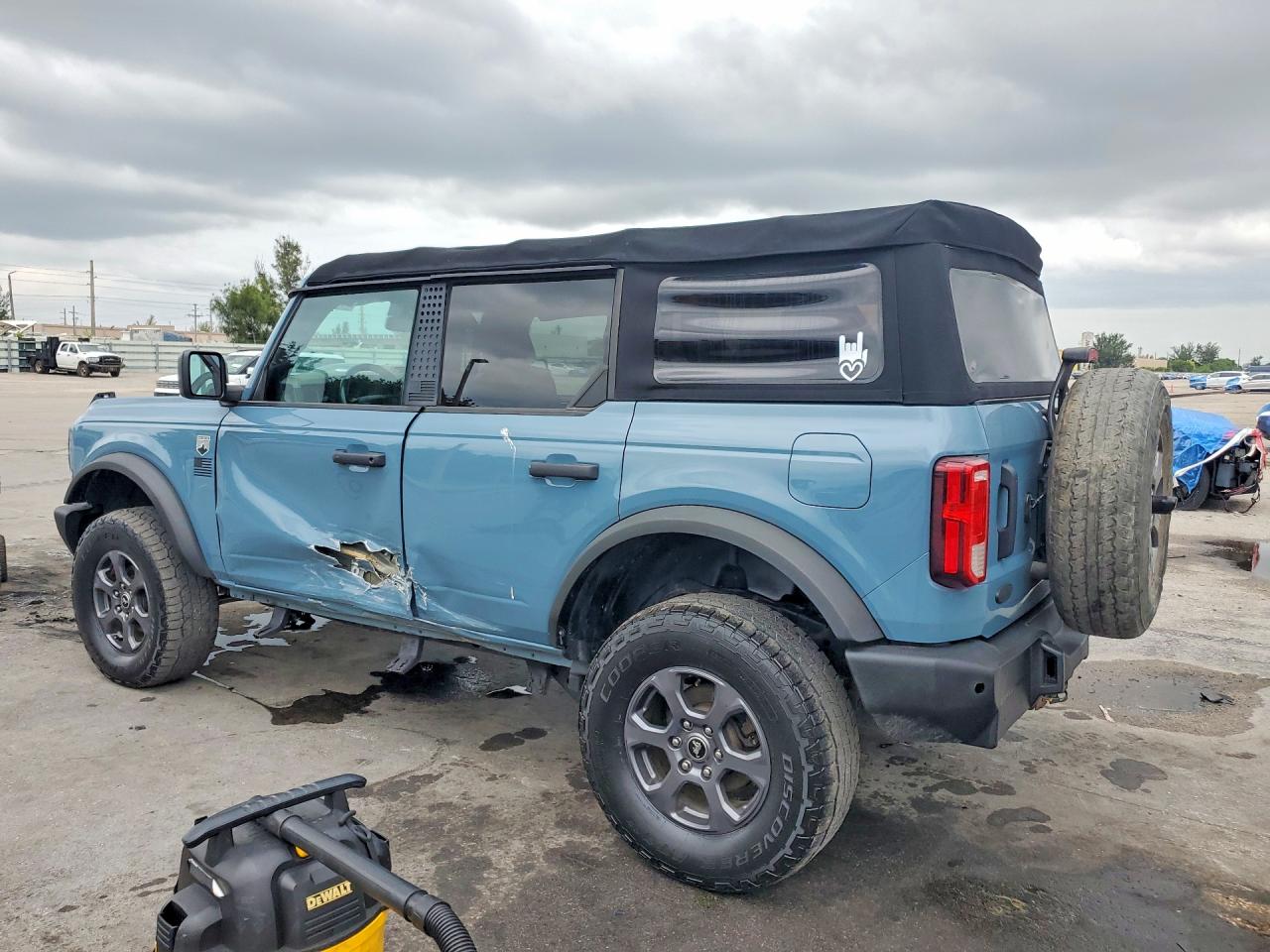 Ford Bronco Base