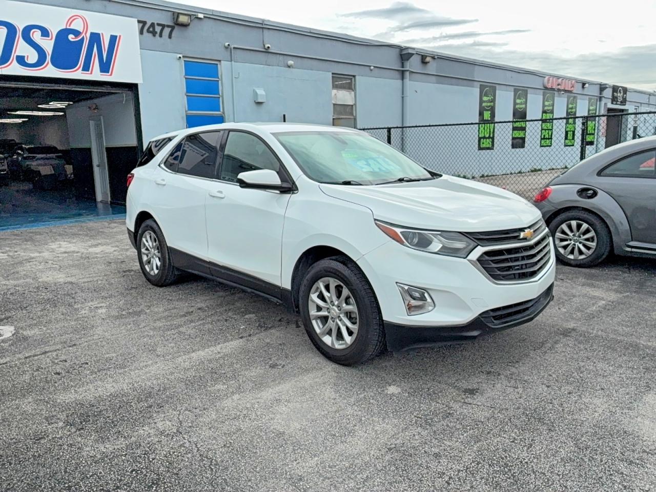Salvage Chevrolet Equinox Image