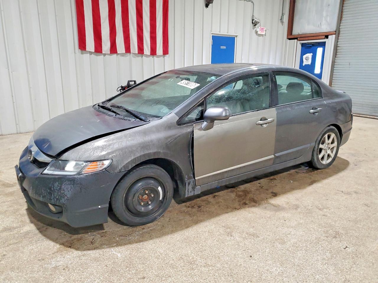 Salvage Honda Civic Image