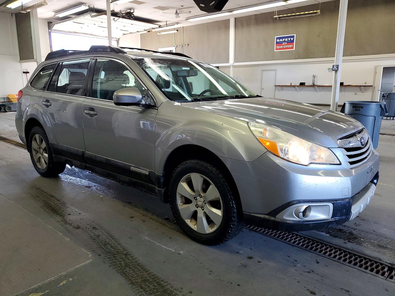 Subaru Outback 2.5i Limited