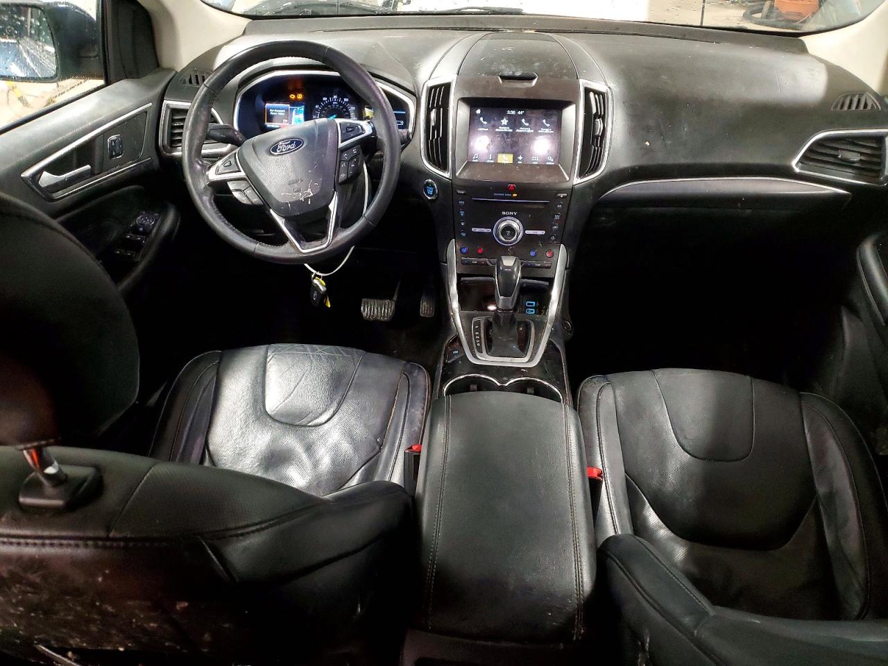 Ford Edge Titanium